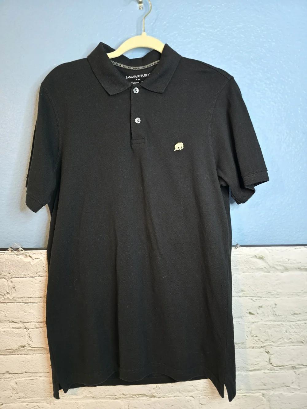 Banana Republic Black Short-Sleeve Polo with Embroidered Elephant Logo Sz M